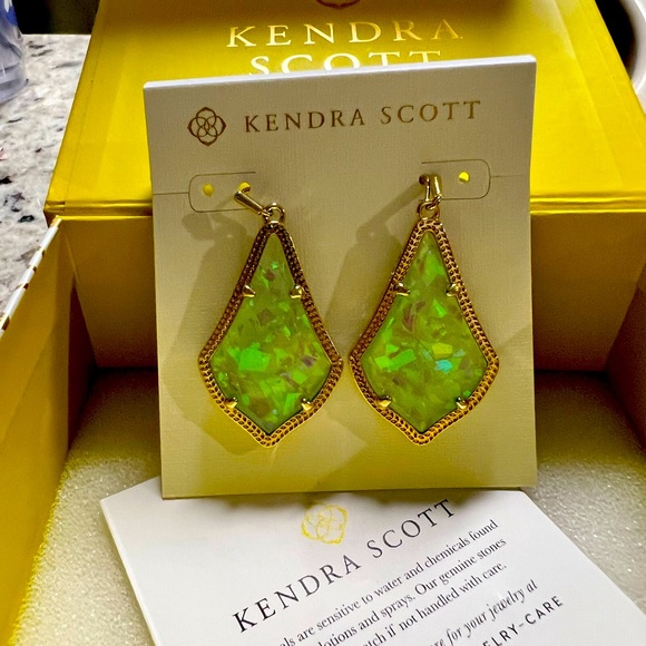NWT Kendra Scott Alex Earrings Mint Illusion & Yellow Gold Rare & Retired GORG! - Picture 9 of 9